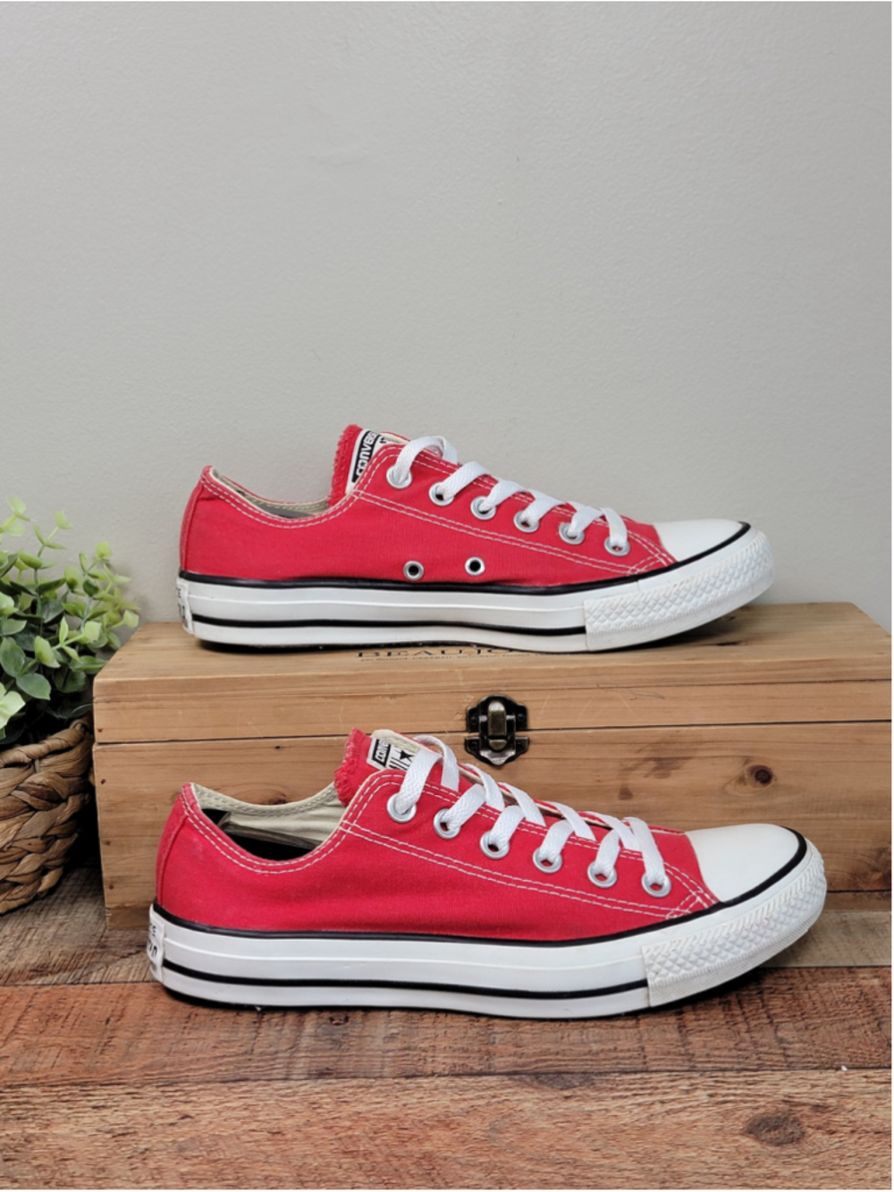 Converse 8 Low Top Ox Canvas Shoes Red Chuck Taylor All Star Sneakers